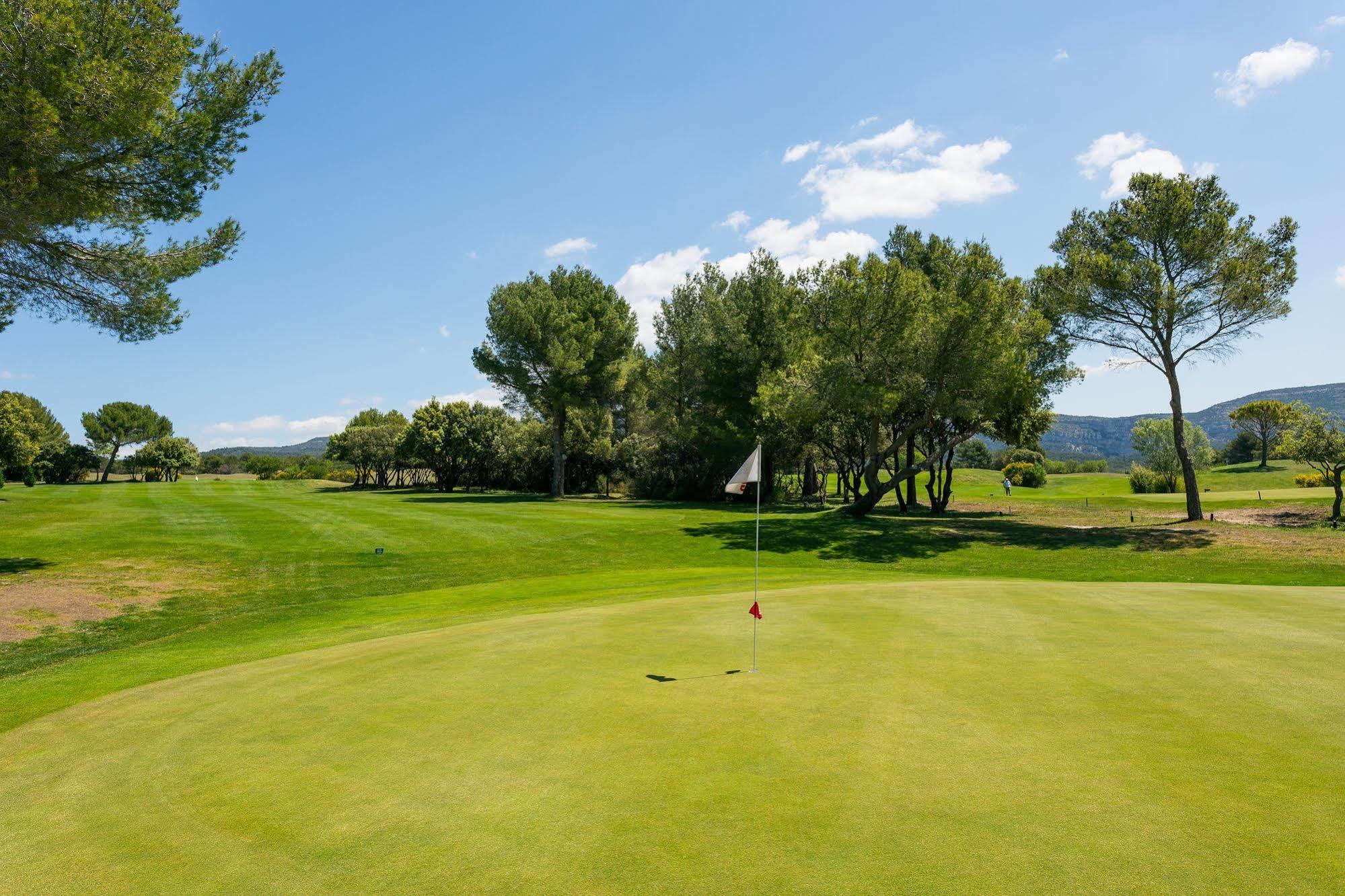 Madame Vacances Residence Provence Country Club Saumane-de-Vaucluse 외부 사진