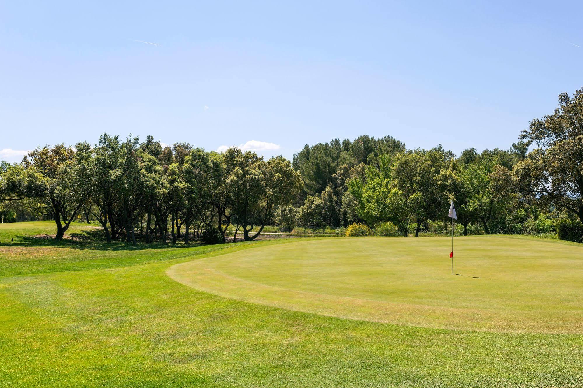 Madame Vacances Residence Provence Country Club Saumane-de-Vaucluse 외부 사진